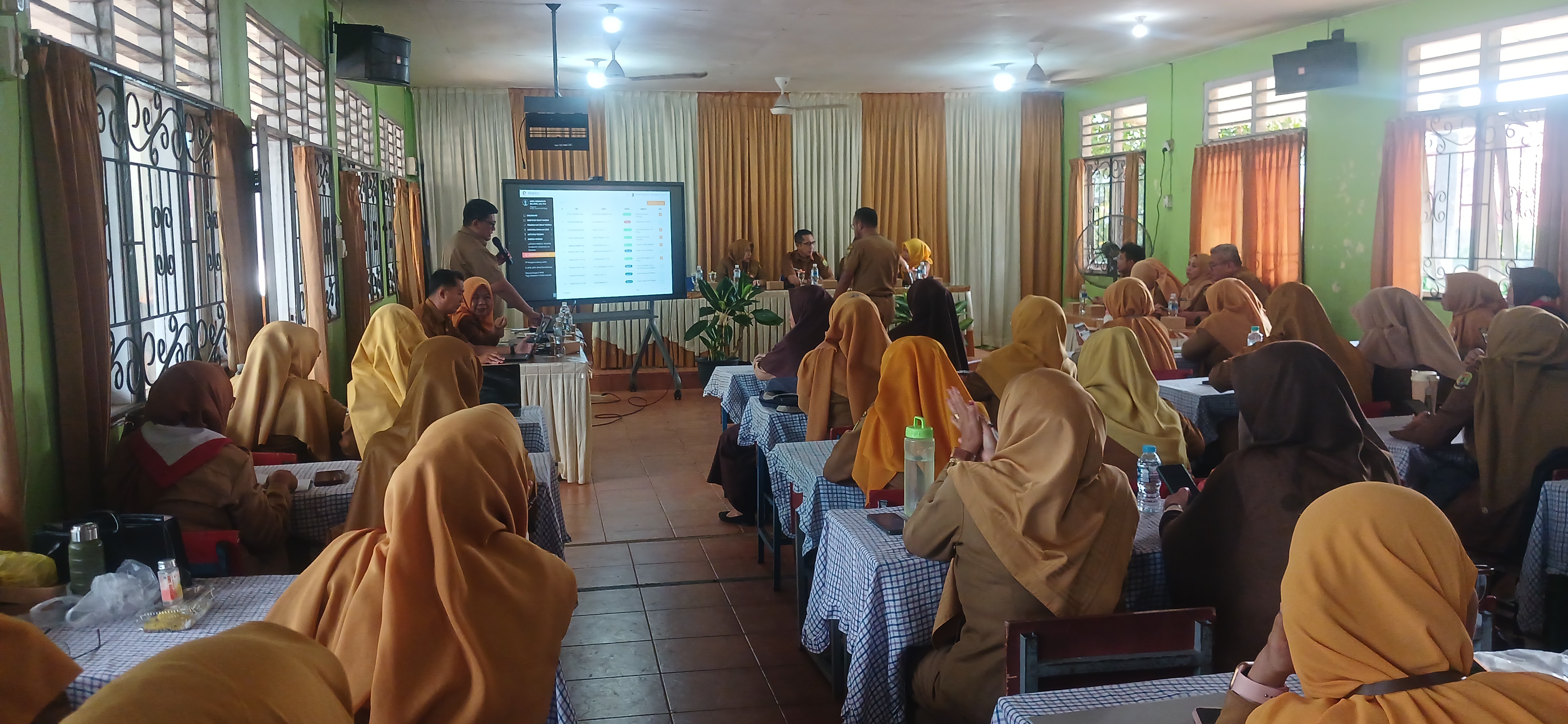 â€‹Dinas Pendidikan Kota Tanjungpinang Gelar Sosialisasi Transisi Aplikasi Presensi dari Preon ke SIAP Tahap V