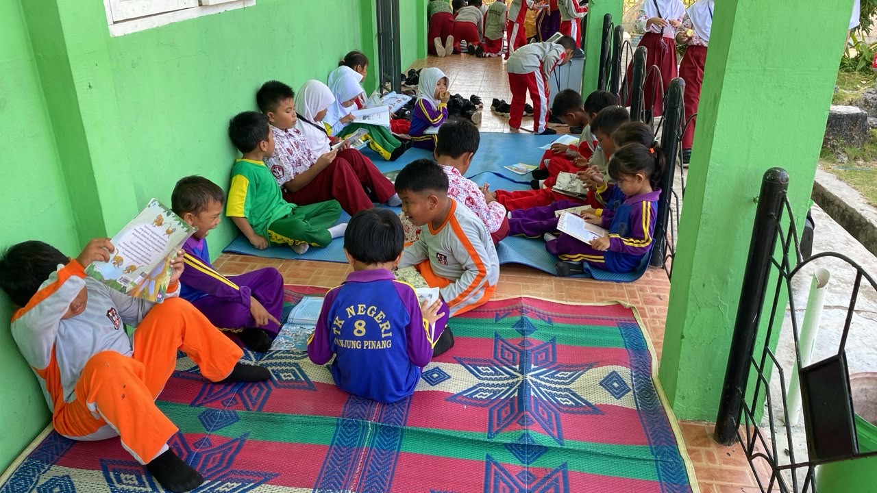 PERPUSTAKAAN KELILING HADIR DI SDN 010 BUKIT BESTARI